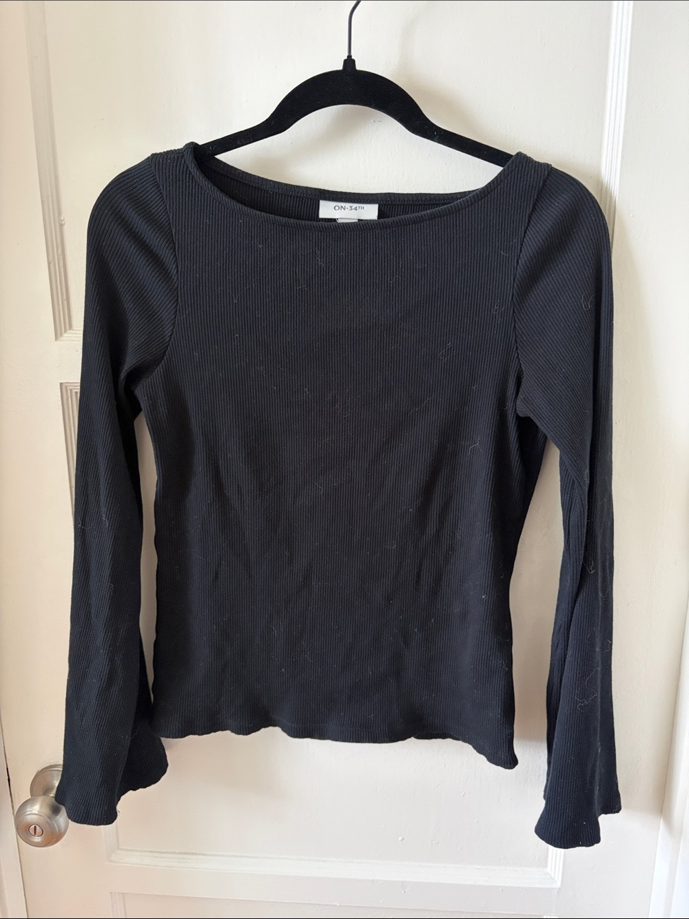 ON-34 Black Ribbed Long-Sleeve Scoop Neck Top